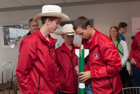 US Students Win Gold in International Rocketry Challenge